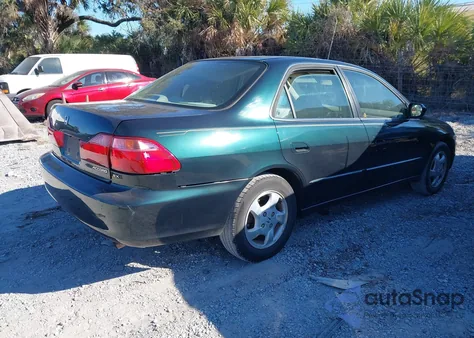 1998 Honda Accord Ex from USA, damaged, VIN 1HGCG6670WA045315